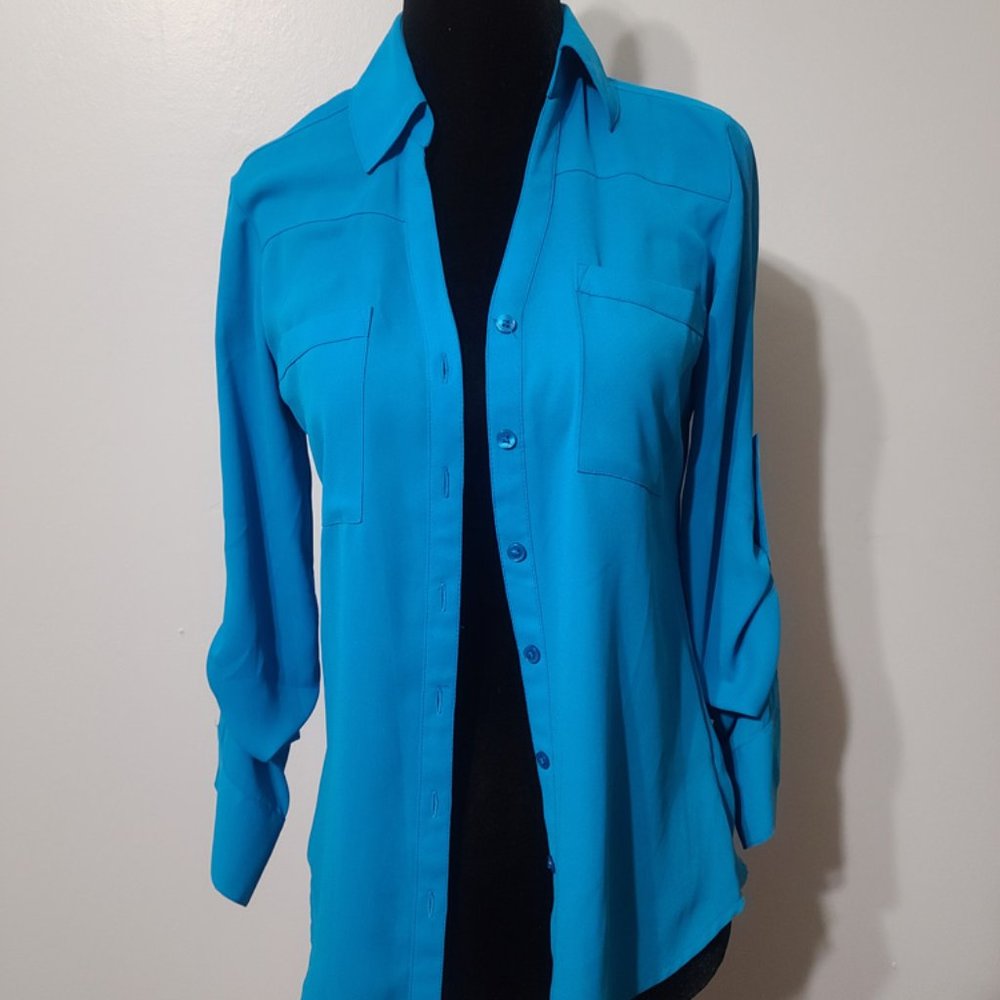 Lightweight Express Buttondown